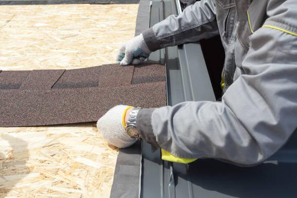 When Is the Right Time to Replace Your Roof?